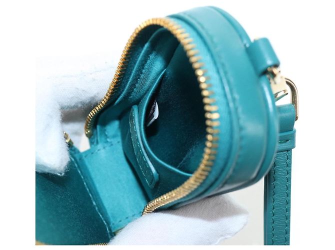 Miu Miu Matelasse Neck Pouch Leather Green Gold Auth 197292M D'oro Verde - vista 24