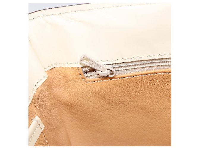 Céline CELINE Circle Schultertasche aus Leder Weiß Gold Auth 204441 Golden - Ansicht 26