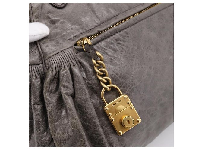 Borsa Miu Miu Vitellolux in pelle 2way Grigio Oro Auth 204126V Marrone D'oro - vista 18