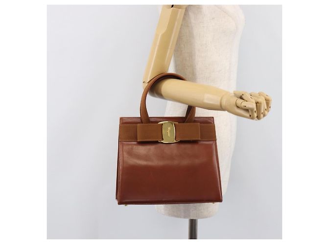 Borsa Salvatore Ferragamo Vala in pelle marrone e oro autentica 205097 D'oro - vista 23