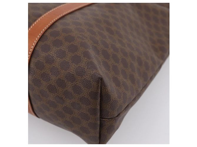 Céline CELINE Macadam Canvas Tote Bag PVC Leder Braun Gold Auth 203674A Golden - Ansicht 16