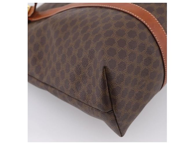 Céline CELINE Macadam Canvas Tote Bag PVC Leder Braun Gold Auth 203674A Golden - Ansicht 17