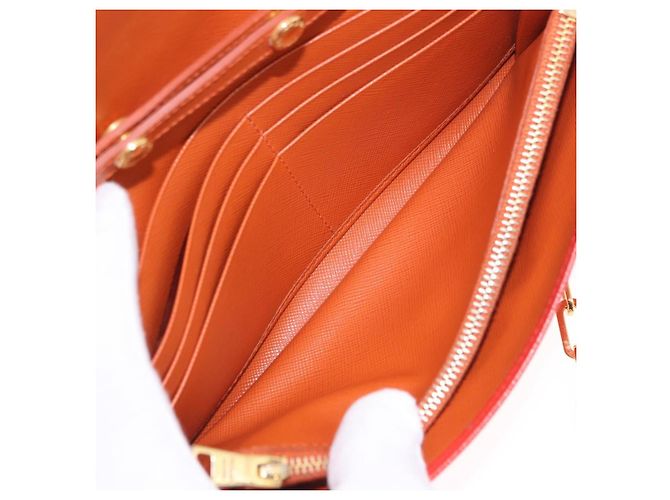 Portafoglio a spalla con catena PRADA in pelle Saffiano Arancione Tono Oro Auth ka6249 - vista 25