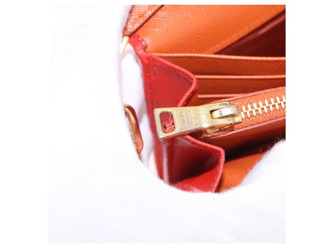 Portafoglio a spalla con catena PRADA in pelle Saffiano Arancione Tono Oro Auth ka6249 - vista 28