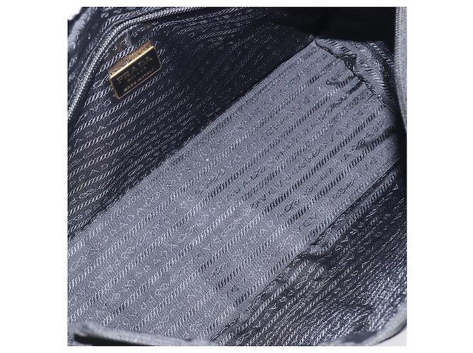 PRADA Handtasche mit Metallgriff Nylon Black Gold Auth 203873 Schwarz Golden - Ansicht 11
