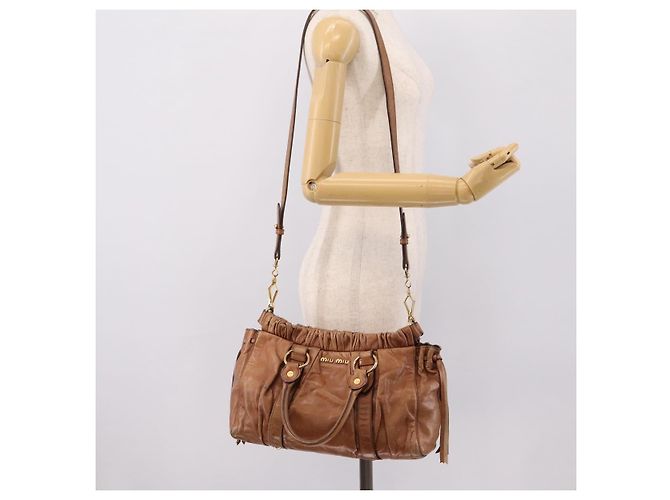 Borsa a mano Miu Miu in pelle 2way marrone tono oro Auth 167587V - vista 27