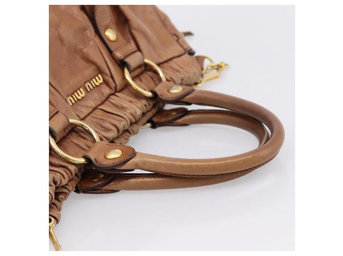 Borsa a mano Miu Miu in pelle 2way marrone tono oro Auth 167587V - vista 7