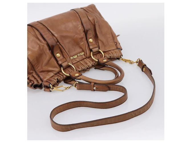 Borsa a mano Miu Miu in pelle 2way marrone tono oro Auth 167587V - vista 9