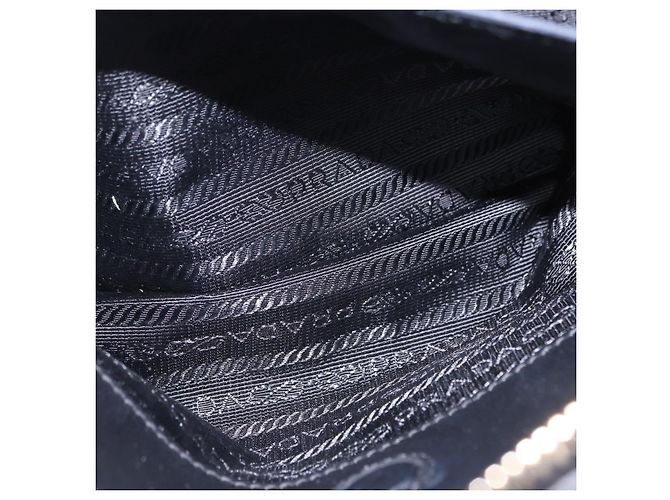 Bolsa de mão PRADA em couro 2way Preta Dourada Auth LN148V Preto Dourado - vista 34
