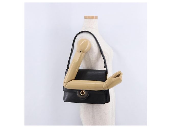 LOUIS VUITTON Epi Free Run Shoulder Bag Black M52402 LV Auth 204301 Preto - vista 32