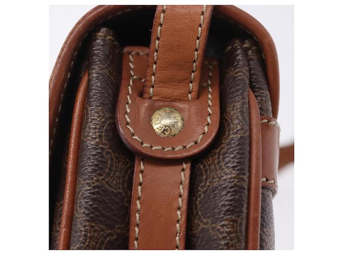 Céline CELINE Macadam Canvas Schultertasche PVC Leather Brown Gold Auth 204266 Braun Golden - vue 23