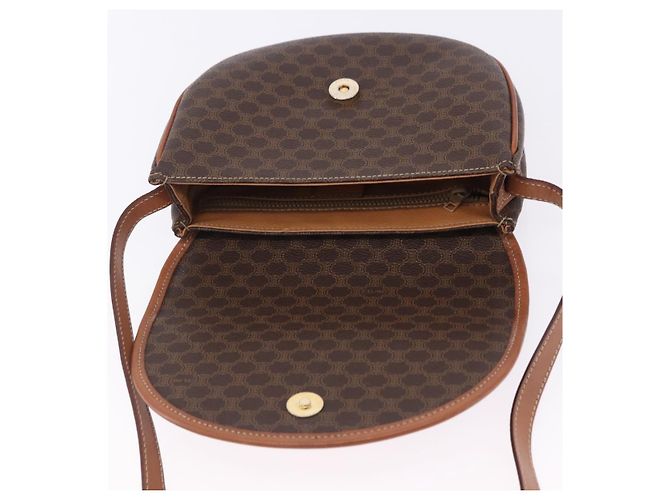 Céline CELINE Macadam Canvas Schultertasche PVC Leather Brown Gold Auth 204266 Braun Golden - vue 24