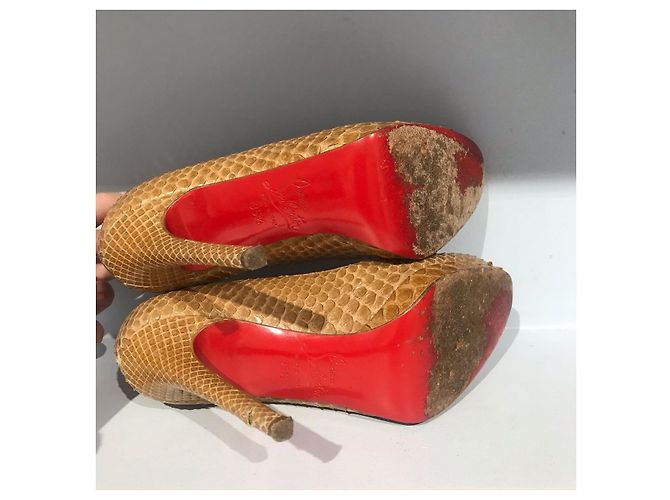 Décolleté Christian Louboutin T.35,5 Cammello - vista 5
