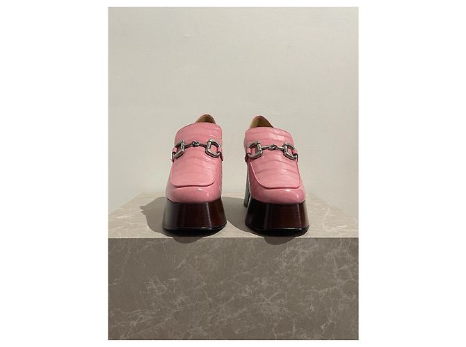 Mocassini Gucci rosa T.41 NUOVI - vista 2