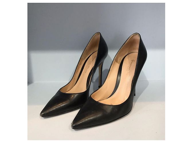 Décolleté Gianvito Rossi neri T.36 Nero - vista 3
