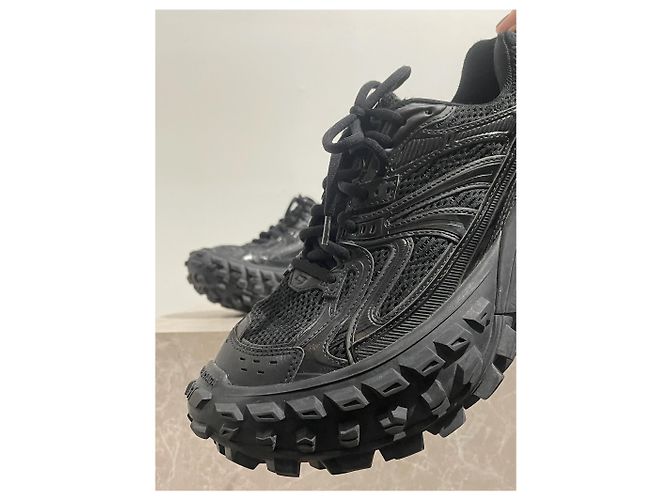 Sneaker Balenciaga Bouncer T.37 Nero - vista 4