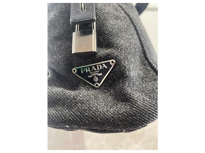 Double Prada Handtasche aus grauem Flanell - Ansicht 3