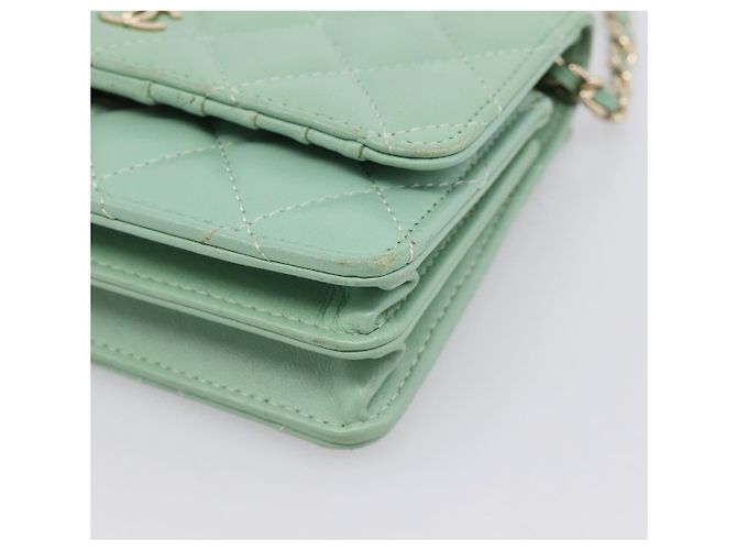 Portafoglio a spalla con catena CHANEL Matelasse in pelle d'agnello verde e oro CC Auth am12655SAM D'oro - vista 15