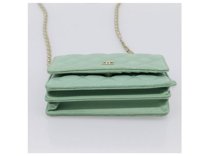 Portafoglio a spalla con catena CHANEL Matelasse in pelle d'agnello verde e oro CC Auth am12655SAM D'oro - vista 5