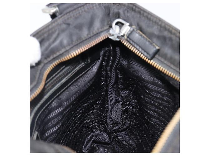 Bolso de hombro PRADA Nylon Black Silver Auth 205158 Negro Plata - vista 25