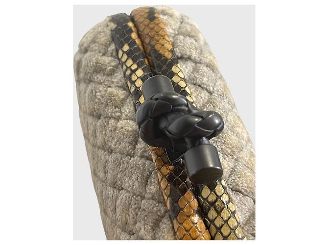 Minaudière Bottega Veneta beige - vista 3