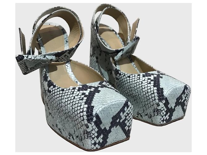 Bottega Veneta Pumps aus Python Gr. 41 Blau - Ansicht 2