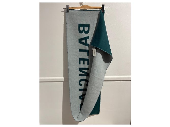 Sciarpa Balenciaga verde - vista 2