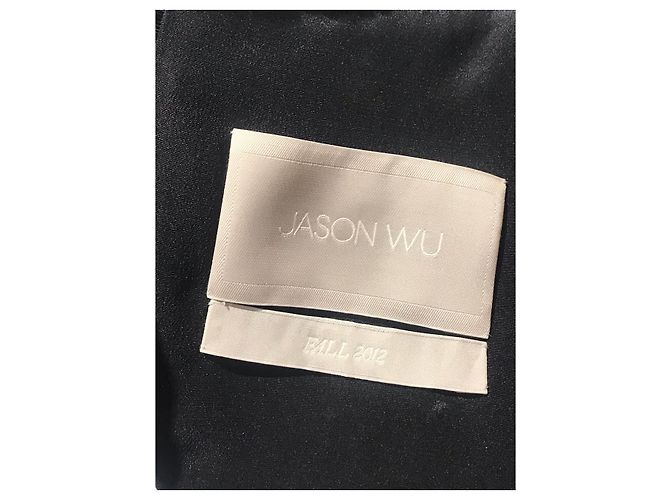 Vestido Jason Wu de cetim borgonha com bordados de pérolas e cristais Bordeaux - vista 3