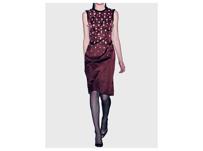 Vestido Jason Wu de cetim borgonha com bordados de pérolas e cristais Bordeaux - vista 7