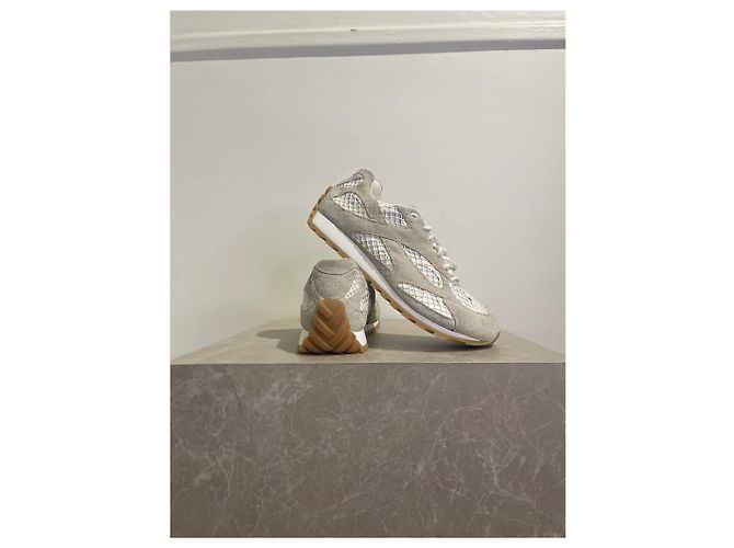 Sneakers Bottega Veneta Orbit T.40 Beige - vista 3