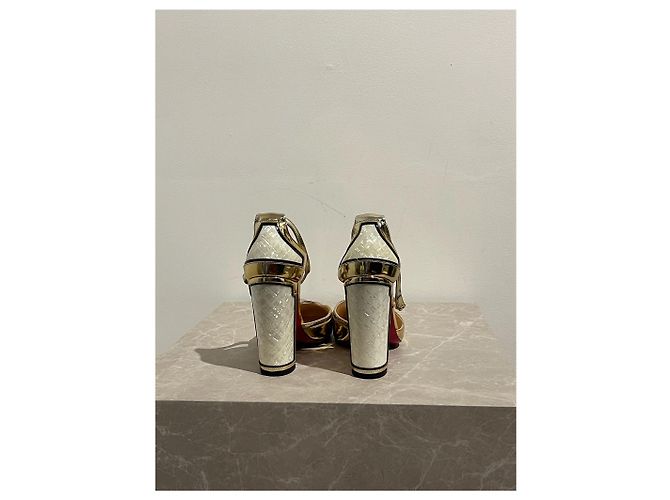 Christian Louboutin Louboutin Pumps nacre doré T.38,5 Golden - Ansicht 4
