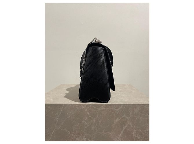 Bolso Louis Vuitton Twist GM Negro - vista 2