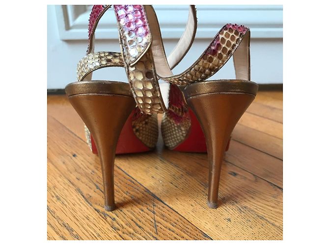 Christian Louboutin Pumps python T.37,5 Grün - Ansicht 3