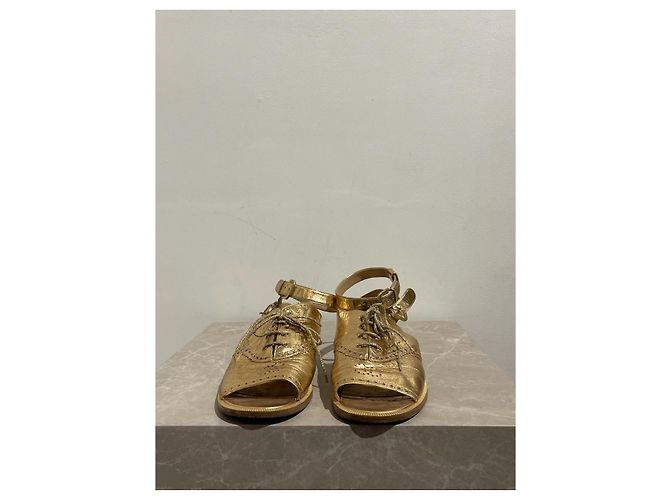 Sandali Chanel dorati T.37,5 D'oro - vista 4