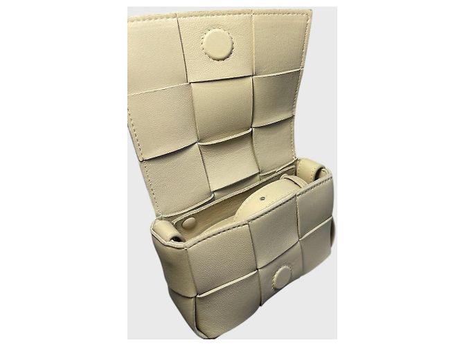 Borsa Bottega Veneta Candy Cassette beige - vista 5