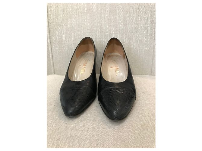 Chanel Pumps schwarz mit Echsenleder-Kappe T.37,5 - Ansicht 3