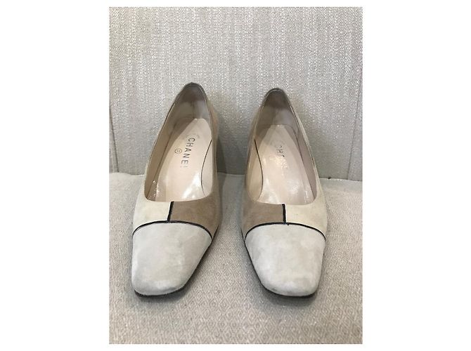 Décolleté Chanel beige T.36,5 - vista 2