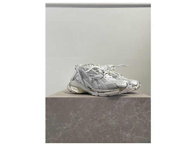 Balenciaga Runner Sneaker T.40 Weiß - Ansicht 2