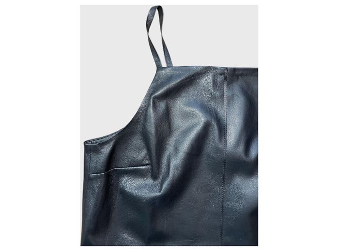 Top Nanushka negro T. S - vista 3