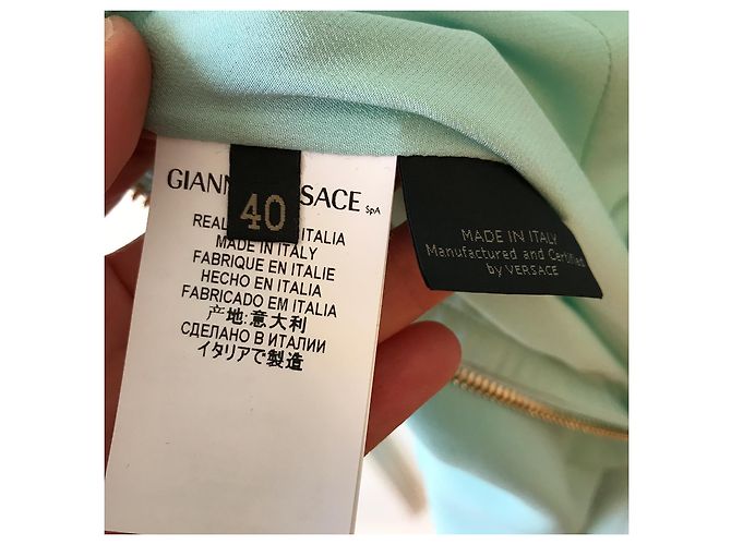 Versace Kleid aus mintgrünem Jersey mit Nieten-Details - Ansicht 5