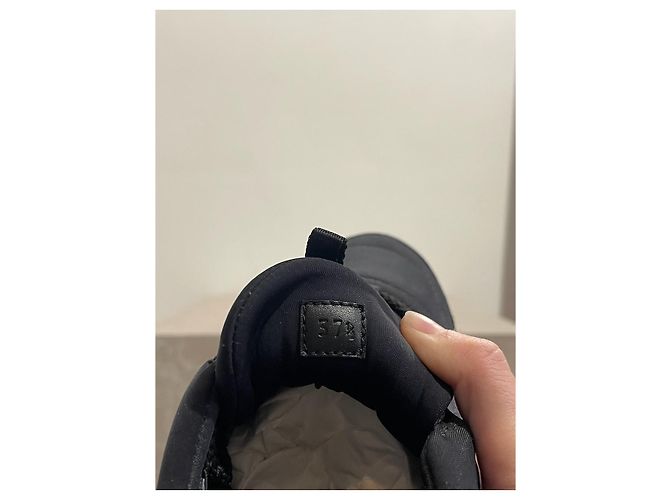 Baskets Hermès noires T.37,5 - vue 8