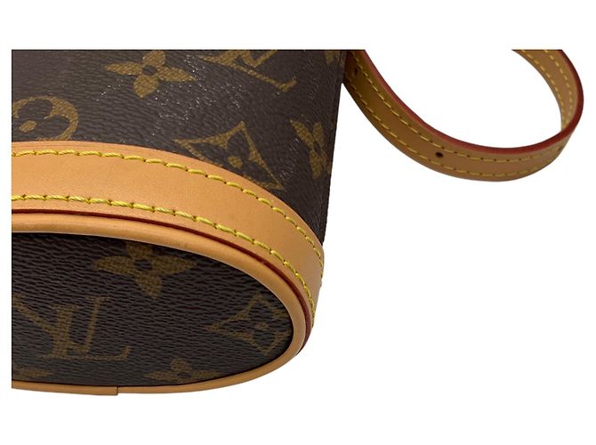 Louis Vuitton Fold Me Pouch Handtasche aus braunem Monogram Canvas - Ansicht 14