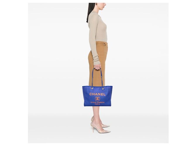 Borsa Tote Deauville Small in tela blu Chanel - vista 6