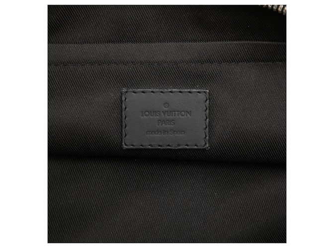 Borsa a pochette clutch Louis Vuitton Monogram Shadow Discovery nera Nero - vista 5