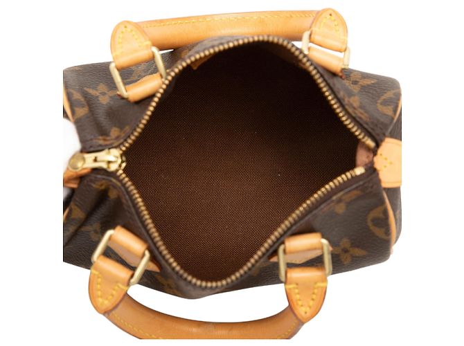 Borsa Louis Vuitton Monogram Nano Speedy Bandouliere Marrone - vista 4