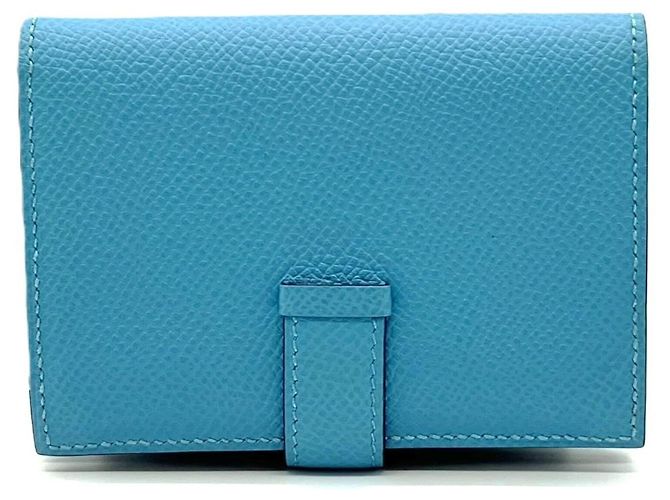 Hermès Hermes Bearn Card Case in Blue Epsom Leather - view 2
