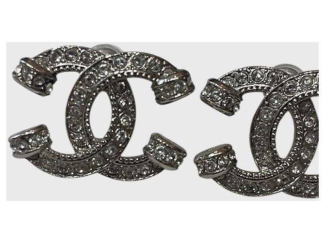 Pendientes Chanel CC plateados Plata - vista 2