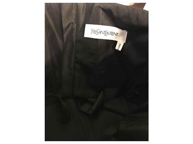 Autre Marque Yves Saint Laurent Kleid schwarz T.40 - Ansicht 5