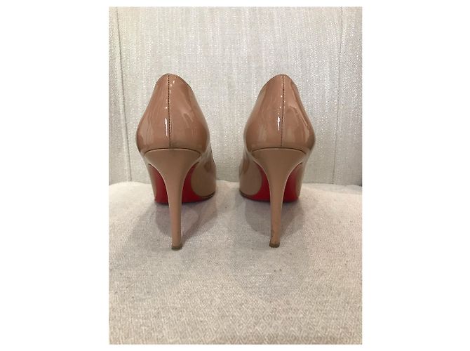 Décolleté Christian Louboutin T.39,5 Beige - vista 5