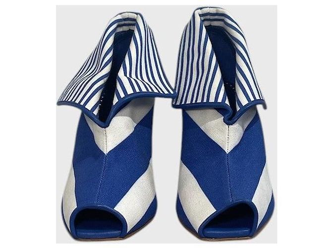 Stivali Manolo Blahnik a righe T.38 Blu - vista 2